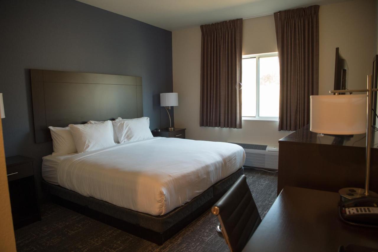 Cobblestone Inn & Suites - Forest City Екстер'єр фото