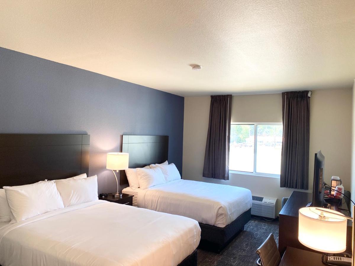 Cobblestone Inn & Suites - Forest City Екстер'єр фото